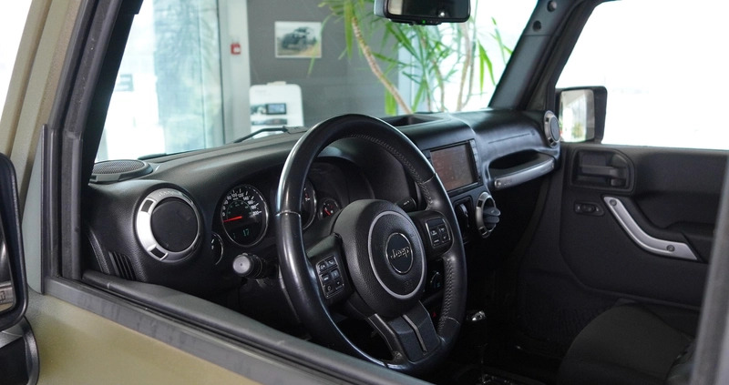 Jeep Wrangler cena 145000 przebieg: 133132, rok produkcji 2015 z Krosno małe 37